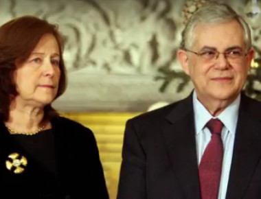 Σύζυγός Λουκά Παπαδήμου: «Είμαι αηδιασμένη - Δουλεύει τόσο σκληρά για την Ελλάδα» (ηχητικό)